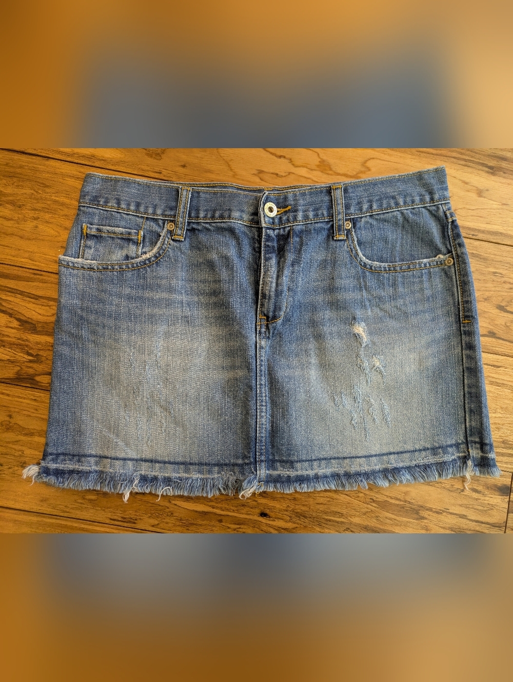 Vintage Old Navy Ultra Low Waist Denim Jean Mini Skirt Medium Wash 6 Regular